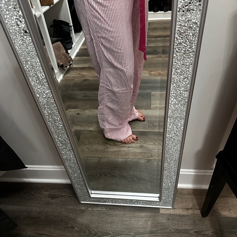2 pair L Pink - 1 flannel Striped & 1 cropped sweatpant VS Pink